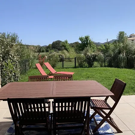 Daire Eluard 04 - Domaine D'arca - Porto-vecchio - Rez De Jardin - 4 A 6 Pers *