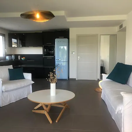 Eluard 04 - Domaine D'arca - Porto-vecchio - Rez De Jardin - 4 A 6 Pers * Porto-Vecchio (Corsica)